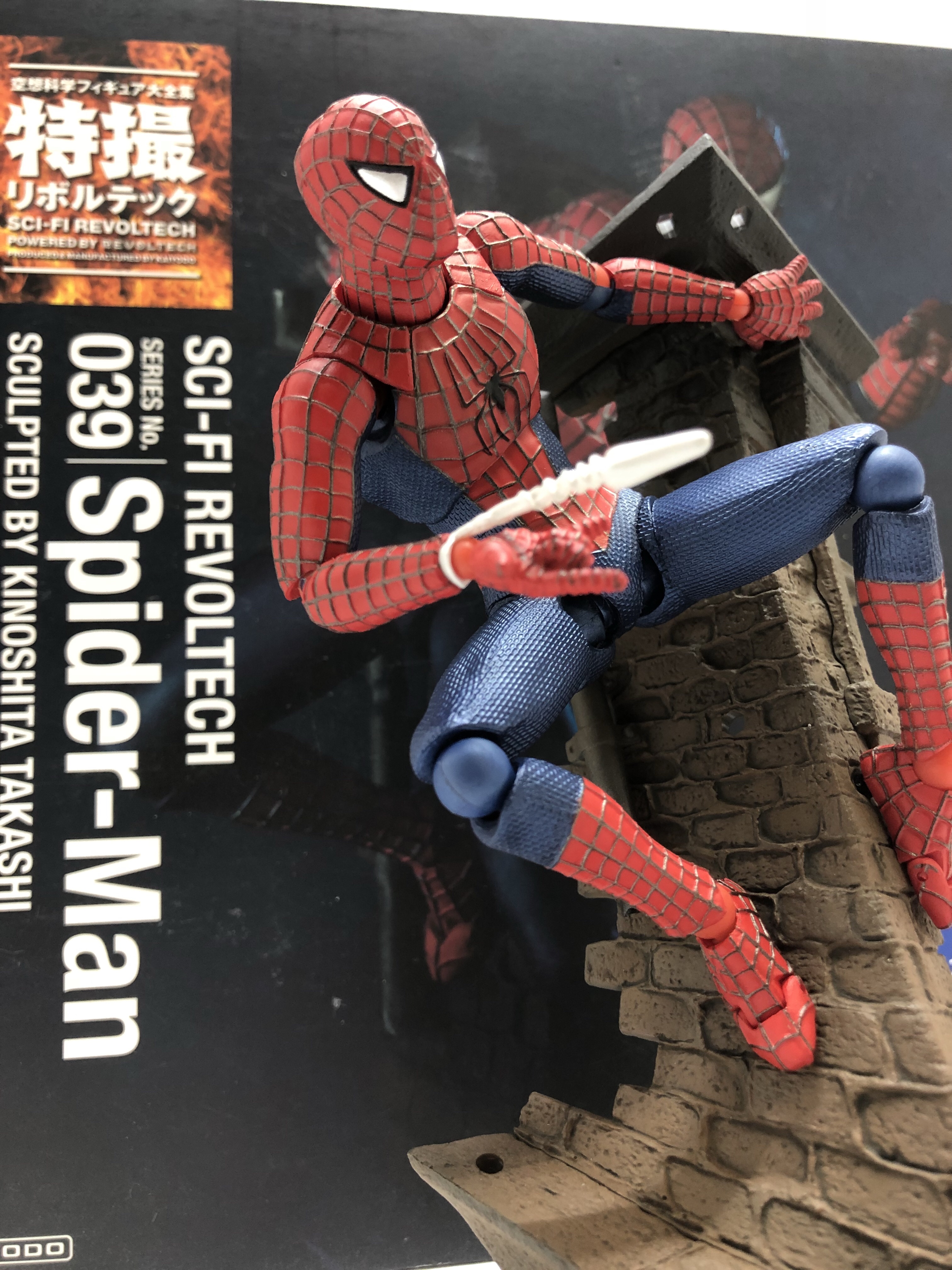 2018 No.039 SpiderMan SCI-FI Revoltech Series  Spider Man Action Figure Figma 