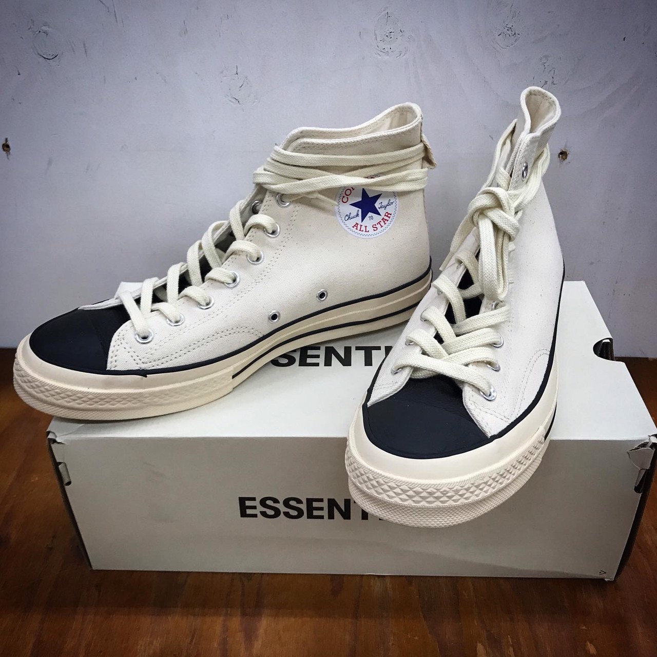 四日市日永店】1/10☆［古着］入荷情報です！〈Converse × FOG