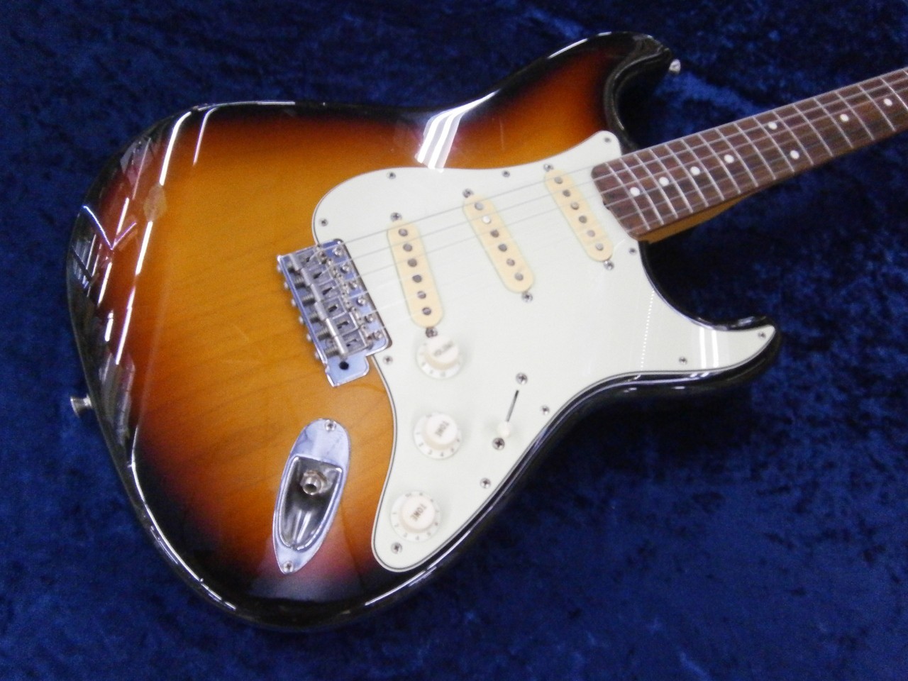 Fender Japan ST62-70US 3TS 90年代 ストラト+secpp.com.br
