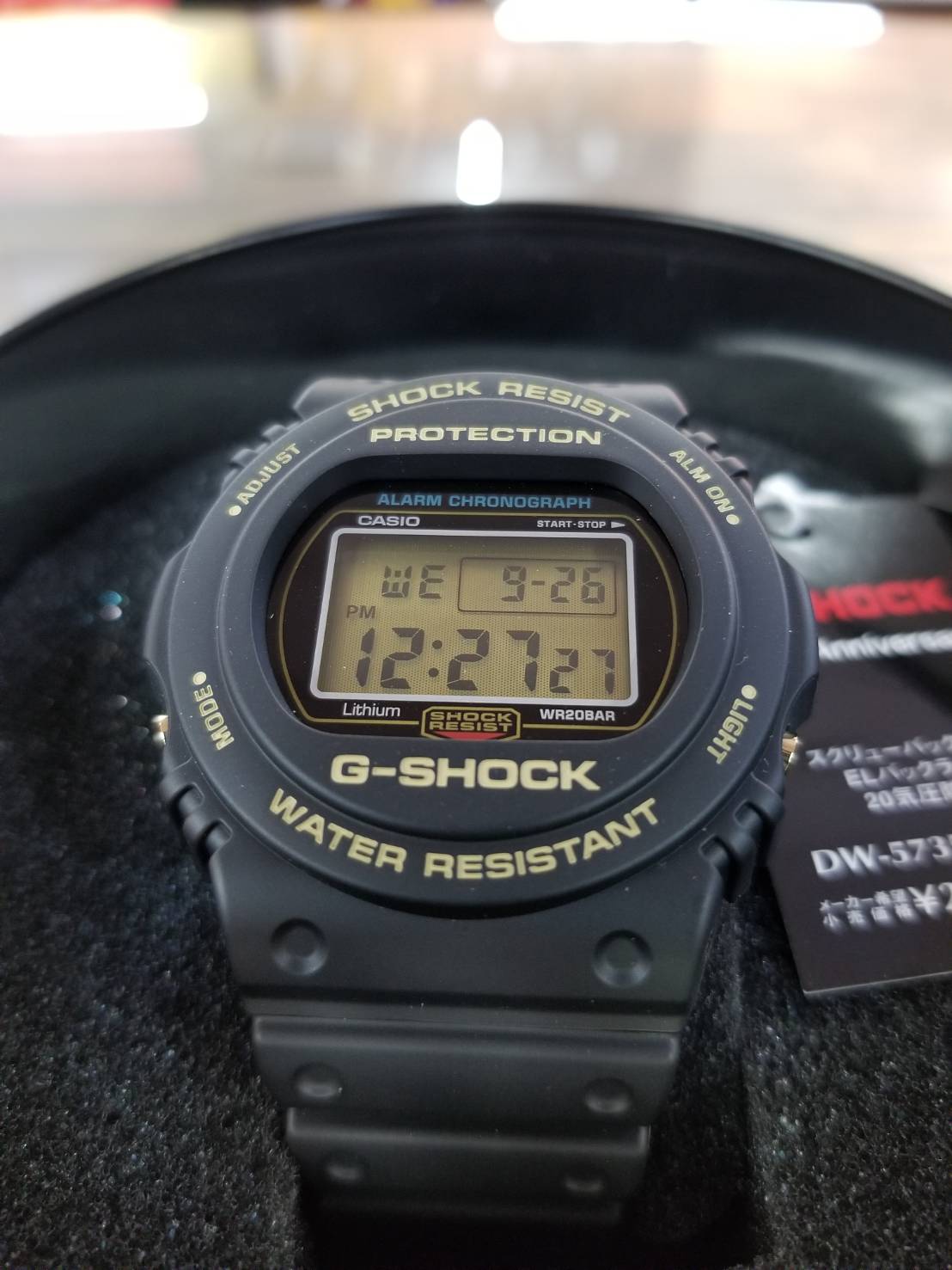 古着】インスタ更新！！(=ﾟωﾟ)ﾉ《CASIO G-SHOCK 35周年記念モデル DW-5735D-1BJR 名作「スティング」の限定バージョン》入荷！！  | 万代書店 山梨本店