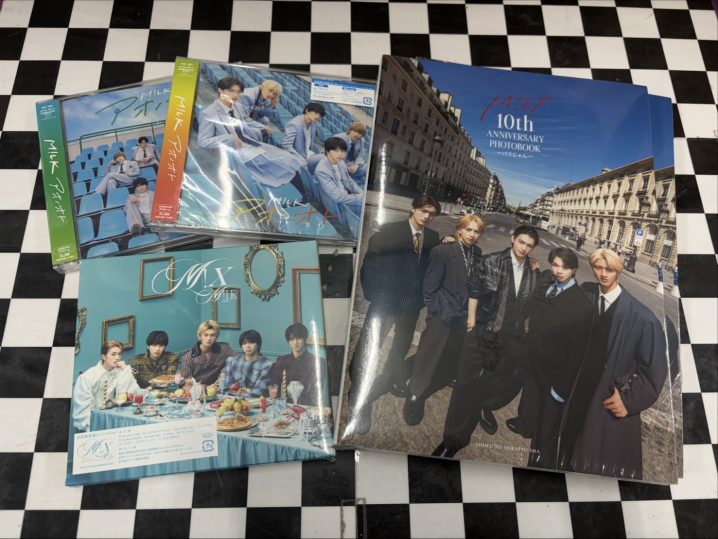 CD/DVD/Blu-ray | 万代書店 山梨本店