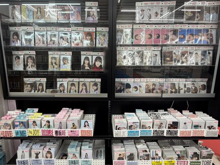 アイドル | 万代書店 山梨本店